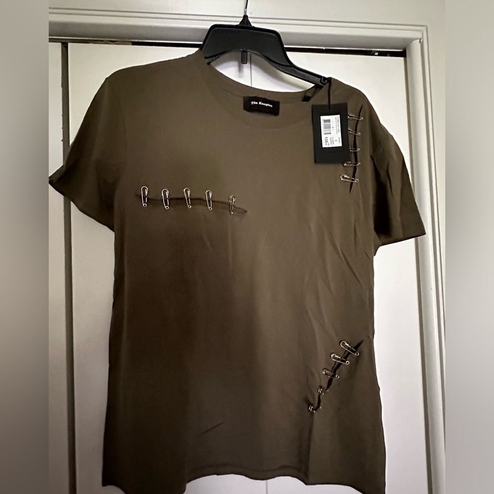 NWT The Kooples Army green shirt sleeve with pin detail